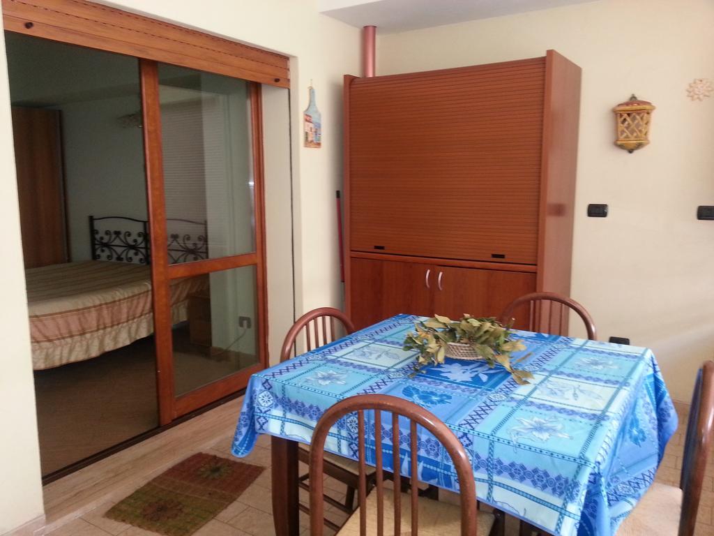 Reggio Central House Low Cost Per 4 Реджо-Калабрія Екстер'єр фото